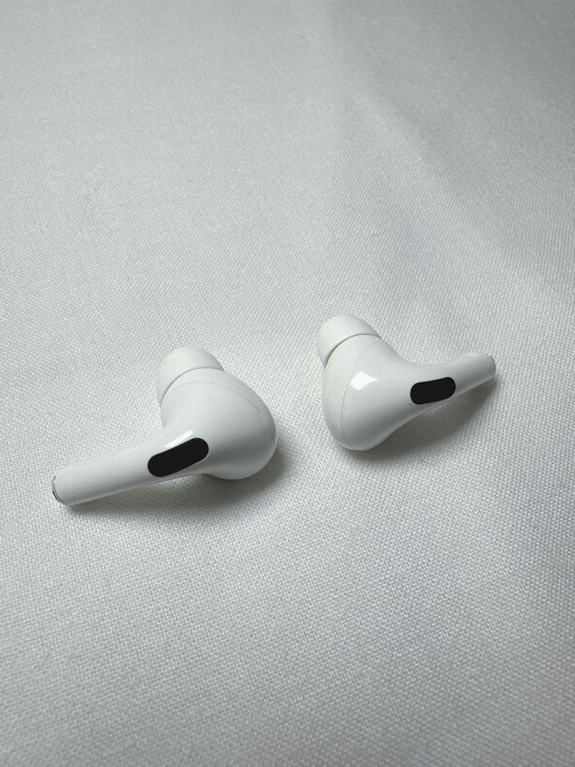 【完動品】アップル　AirPodsプロ第2世代　ブリーフィングケースおまけ