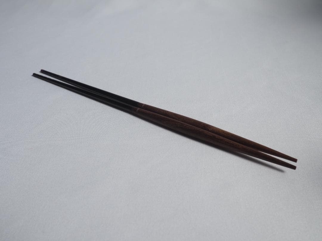 4世高木治良兵衛造『利休形桑柄炉火箸』（共箱）