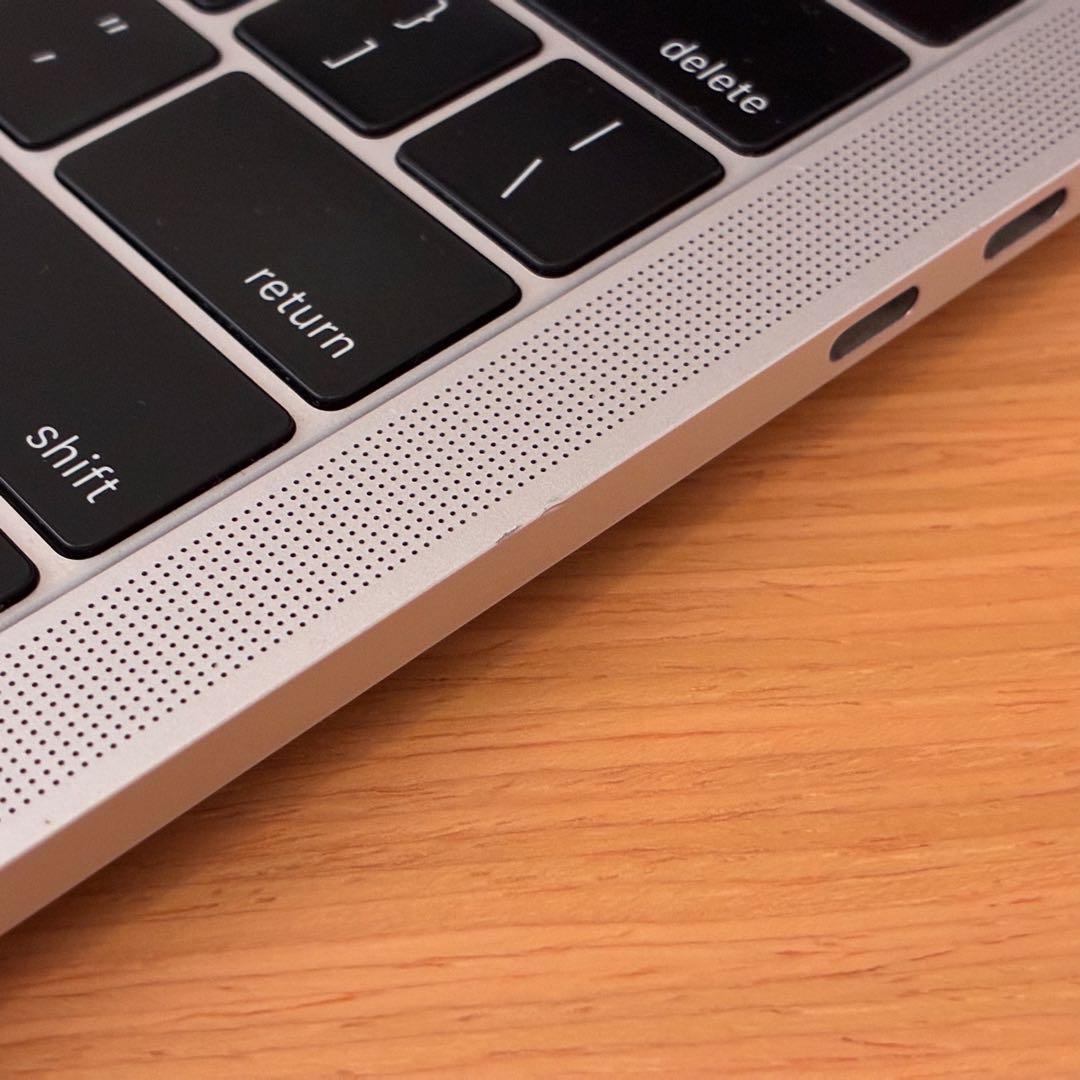 MacBook Pro 2018 【16GB/SSD512GB/USキーボード】