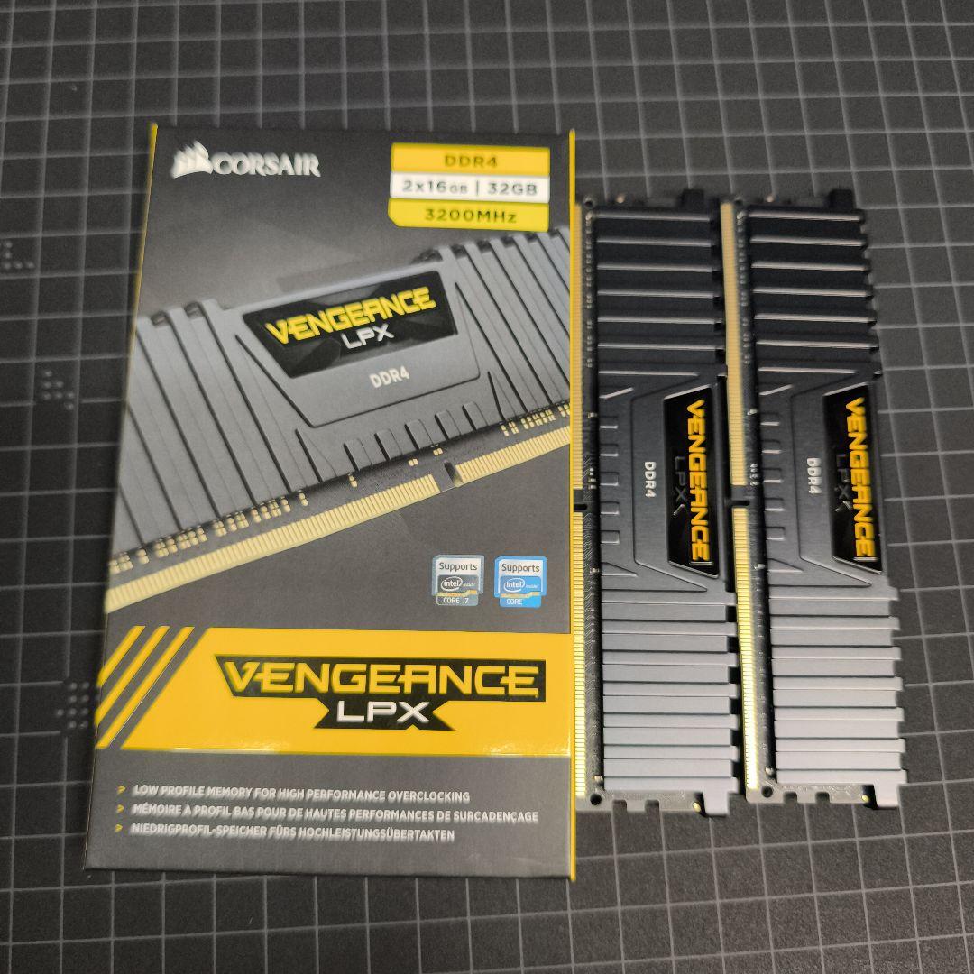 メモリー Corsair Vengeance LPX DDR4 32GB 3200MHz