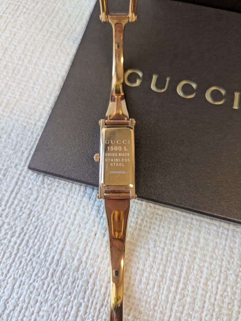 GUCCI ピンク文字盤 ゴールド