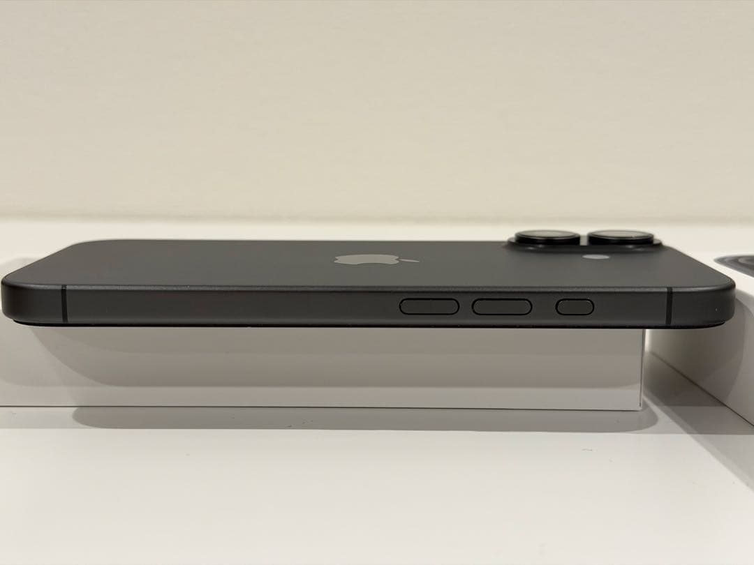 iPhone17 256GB ブラック SIMフリー