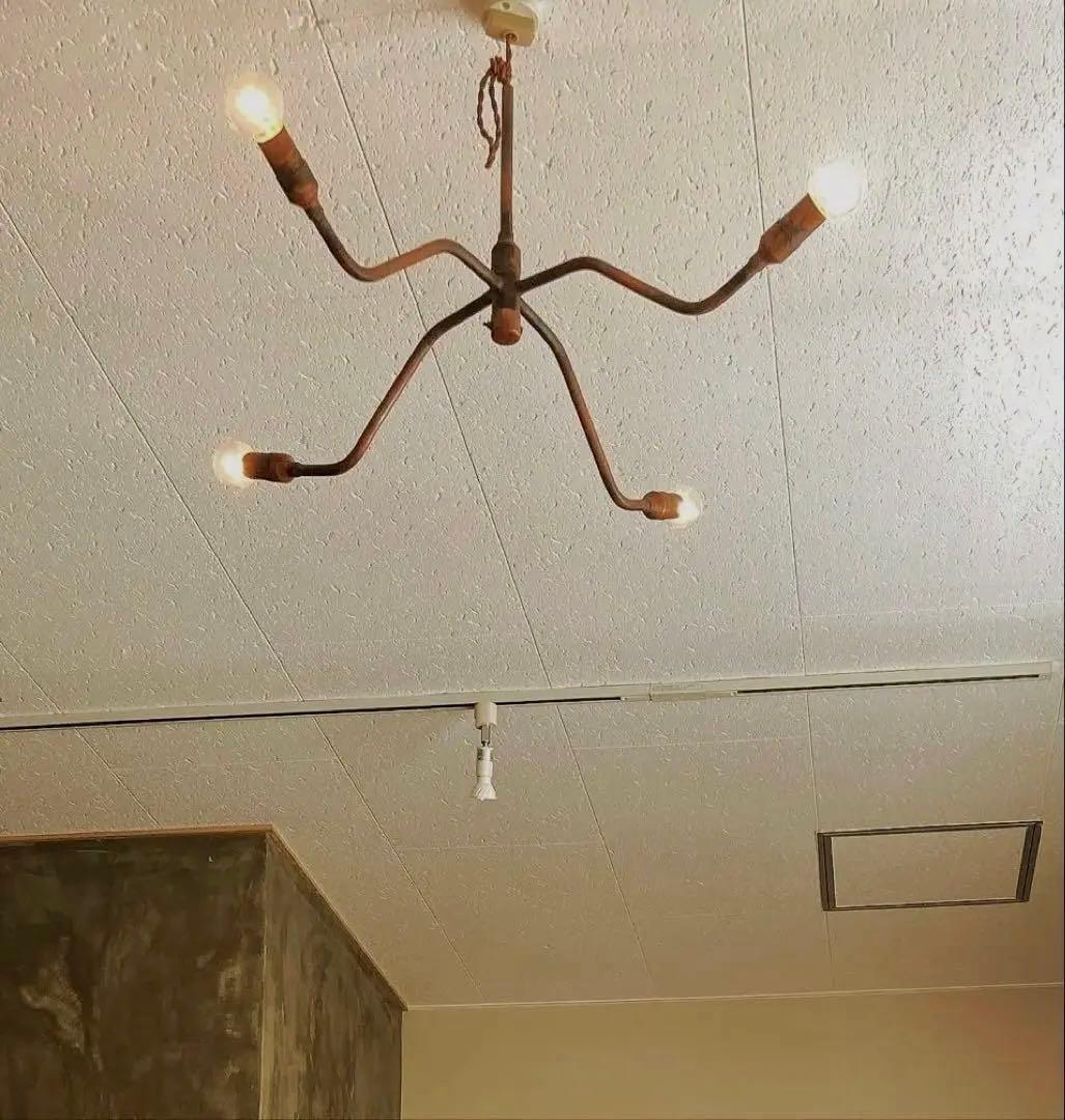 【世界に1つだけの1点もの】アンティーク調　4灯式ペンダントライト