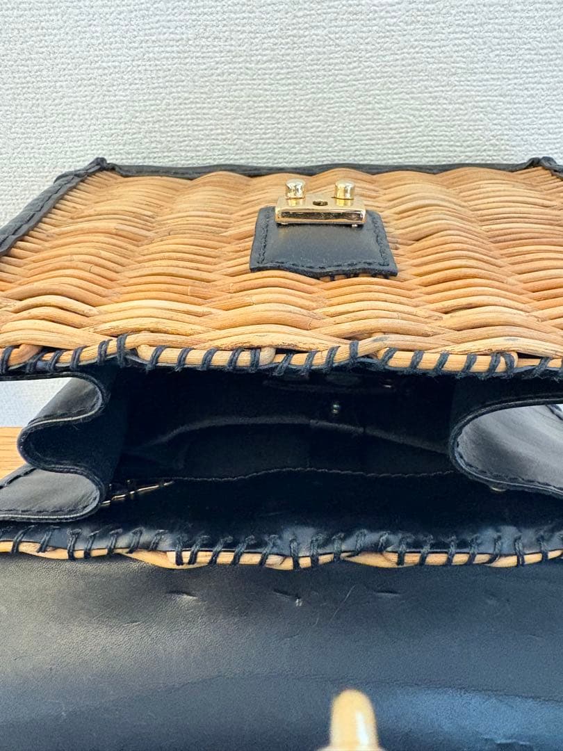 ebagos カーフ・ハンドバッグ M