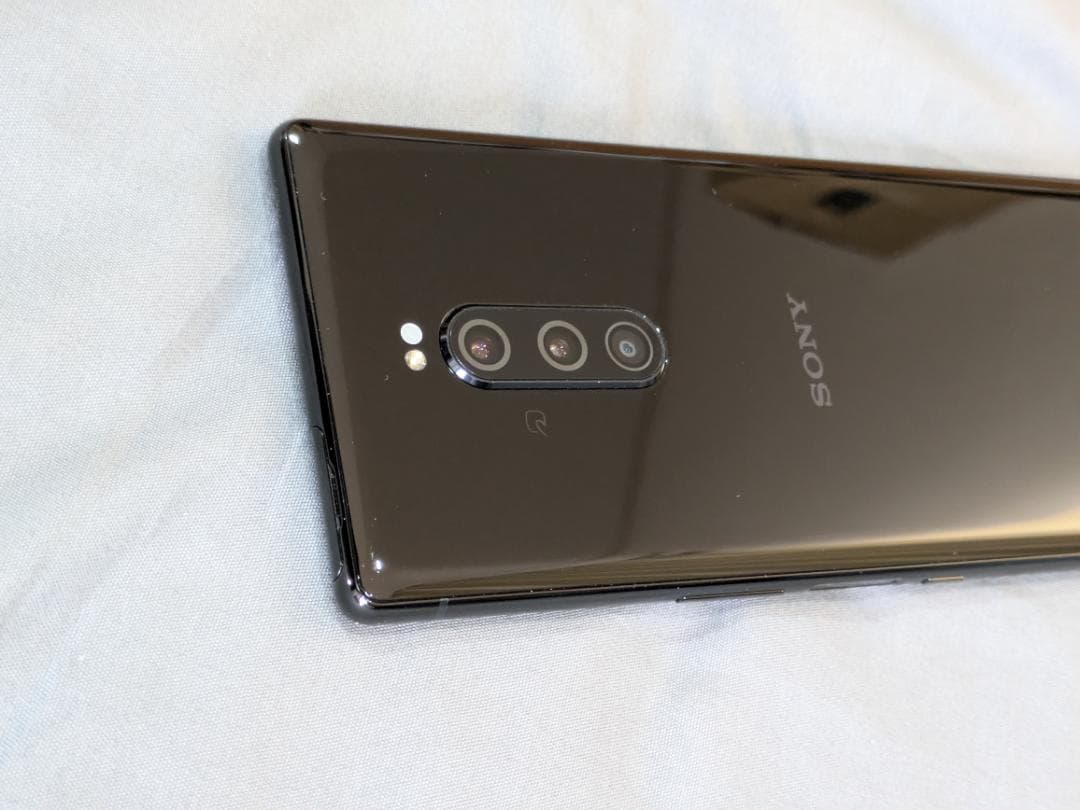 美品 SONY XPERIA 1 SOV40 64GB/ブラック/キャリア au
