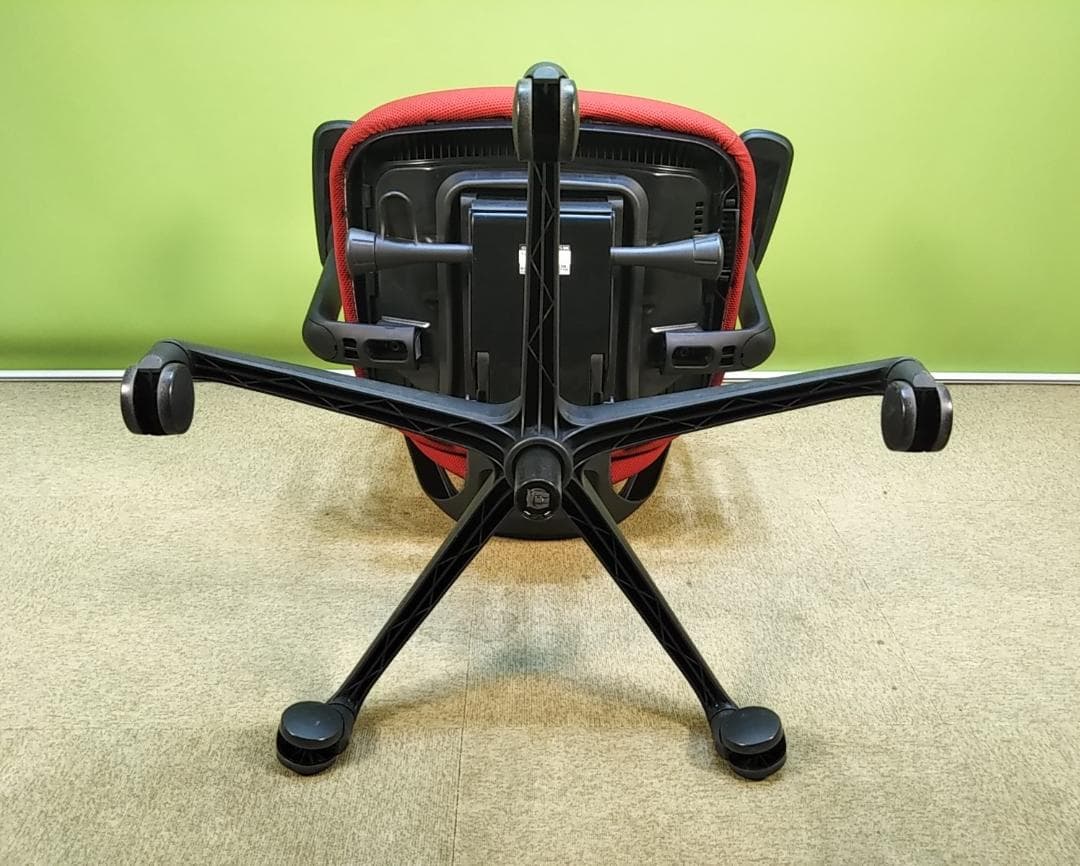 zv　オカムラ　シルフィーチェア　前傾機能　ハイバック　クッションタイプ 中古