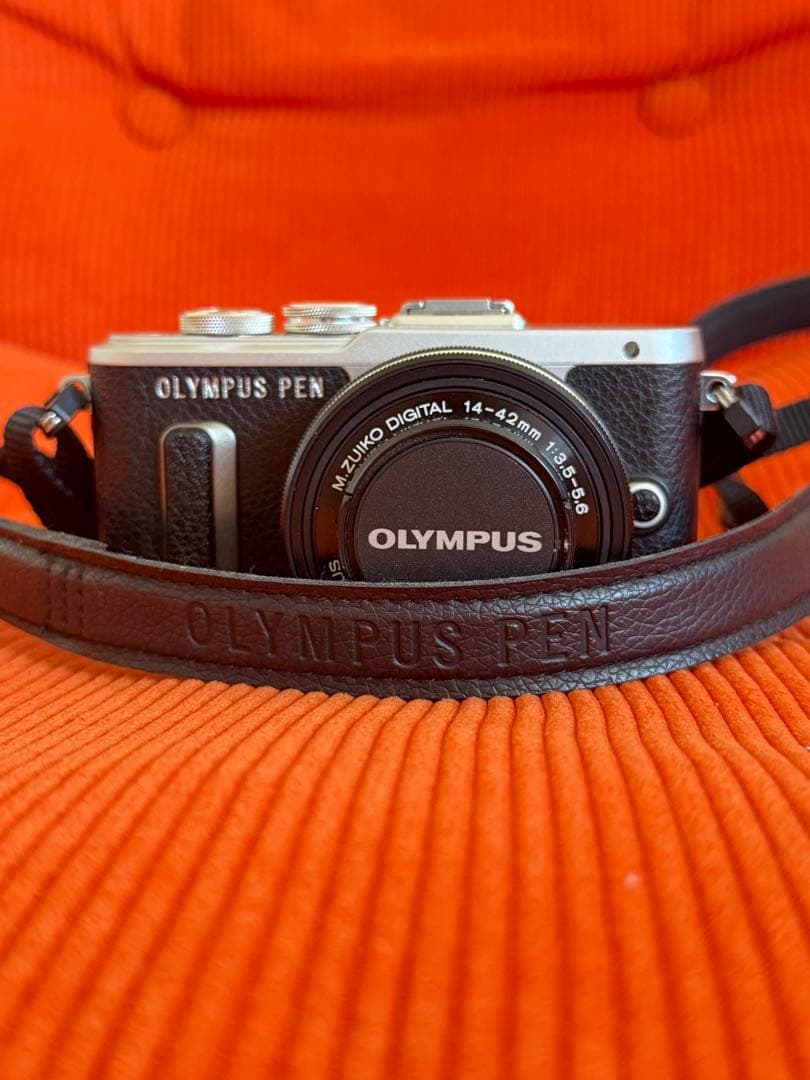 OLYMPUS PEN E-PL8 レンズセット フラッシュ付 動作確認済
