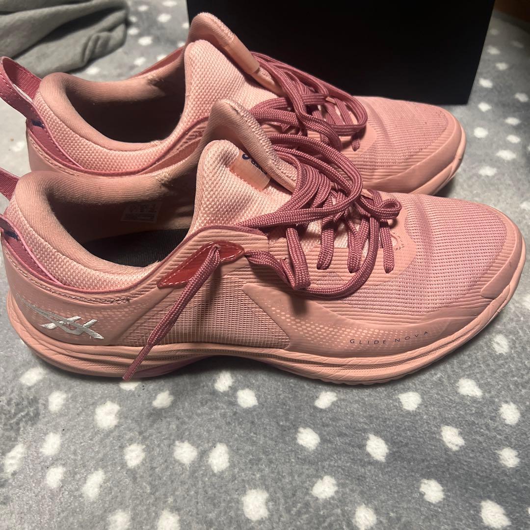 バッシュ名　GLIDE NOVA FF 4