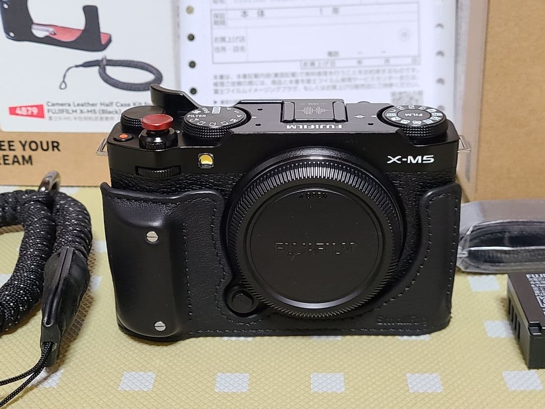 Fujifilm X-M5 ミラーレスカメラ