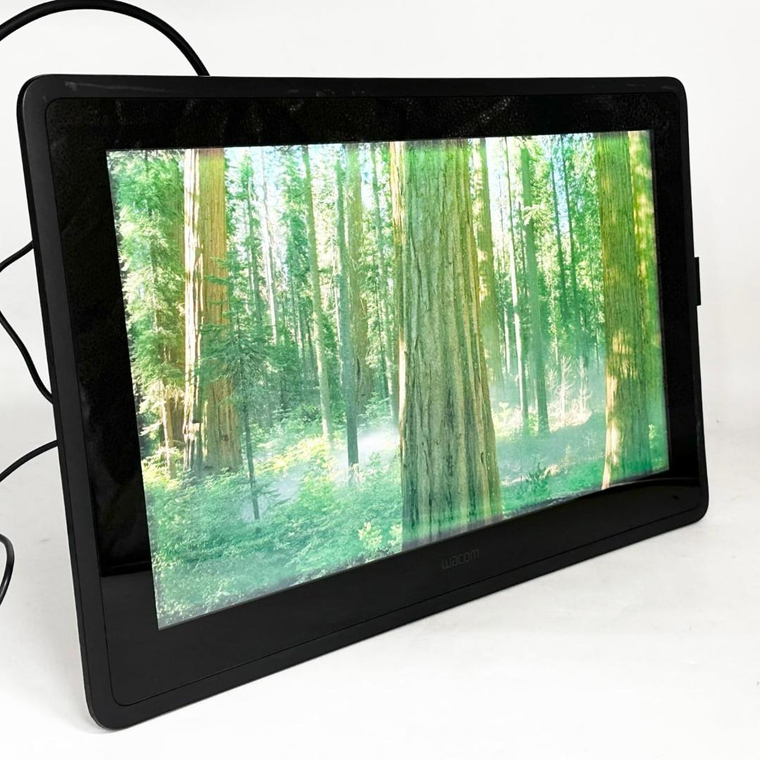 Wacom Cintiq 22 FHD DTK2260 液タブ