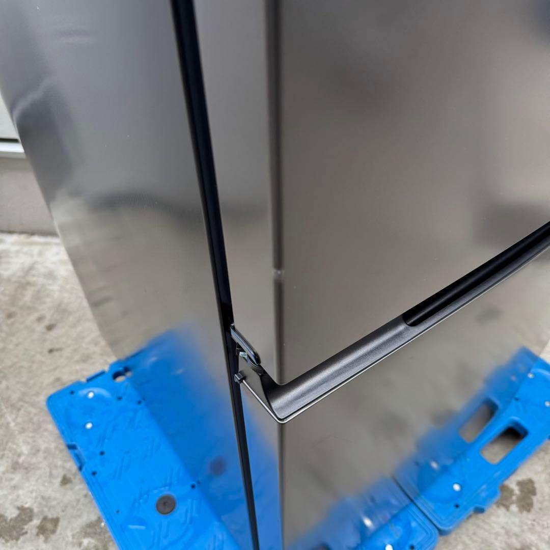 246⭐️2025年製美品★シャープ　冷蔵庫　右、左開き　一人暮らし　自動霜取り