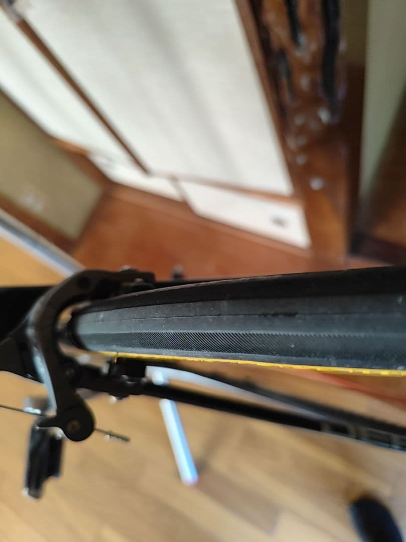 GIANT DEFY Composite3 レーシングゼロレッドスポーク8㎏程度