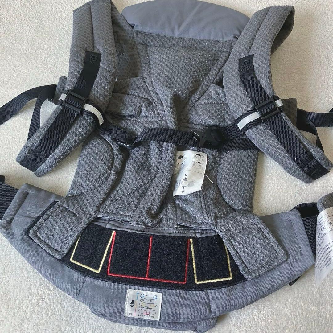 サラ　エルゴベビー　オムニ　ブリーズ　グラファルトグレー　メッシュ