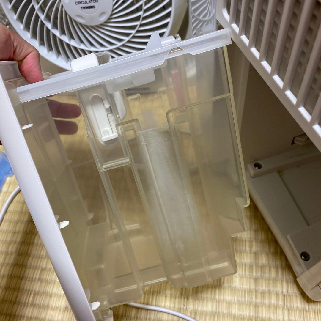 ✨美品✨ シャープ 除湿機 衣類乾燥 1台4役 10L CM-J100-W