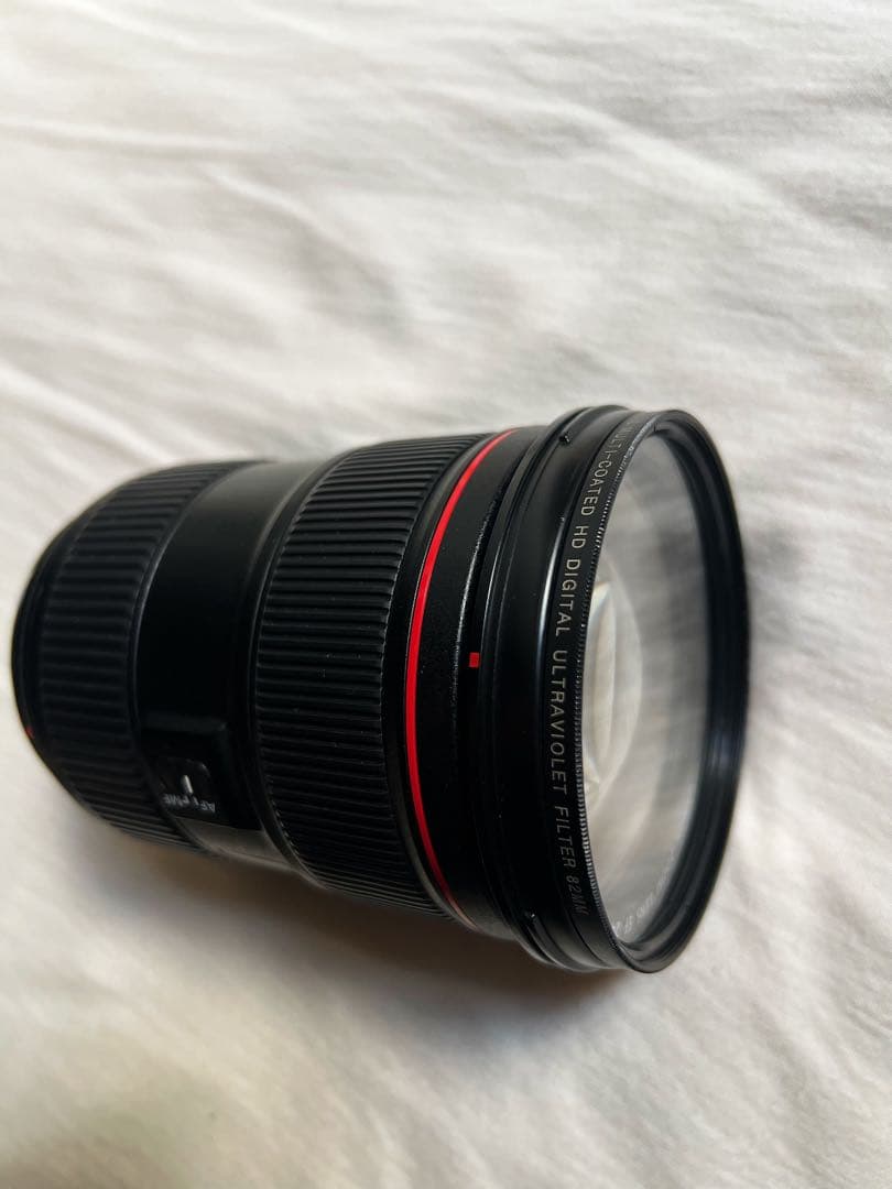 【極美品】Canon EF 24-70mm f/2.8L II USM おまけ付