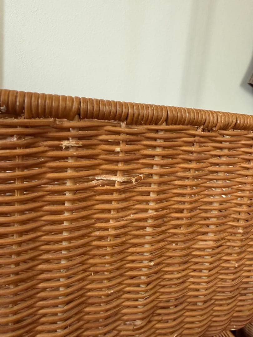 宇宙大帝さん専用！IDEE WALLABY BASKET STAND Black