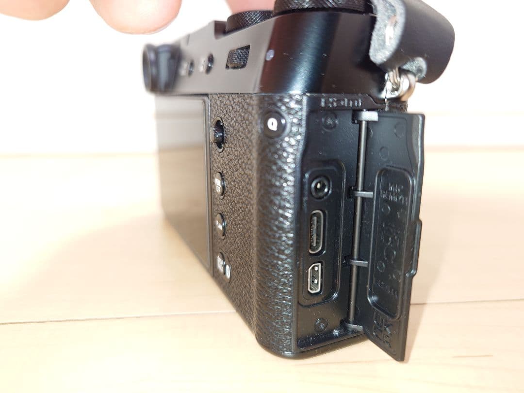 ::/humanlover様　富士フィルム　X100VI BLACK