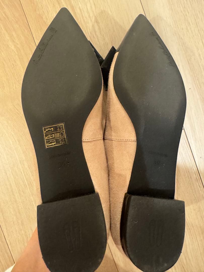 ほぼ未使用　Pretty Ballerinas フラットシューズ