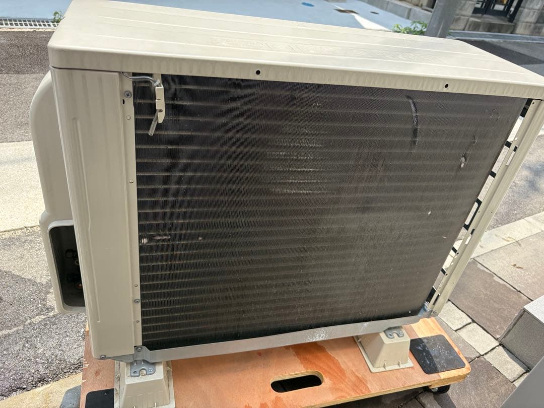 【神戸市引取限定】DAIKIN 2022年製 エアコン 14畳用 200V