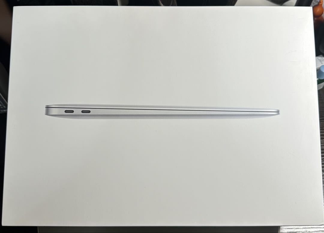 MacBook Air シルバー 256GB 若干ジャンク品