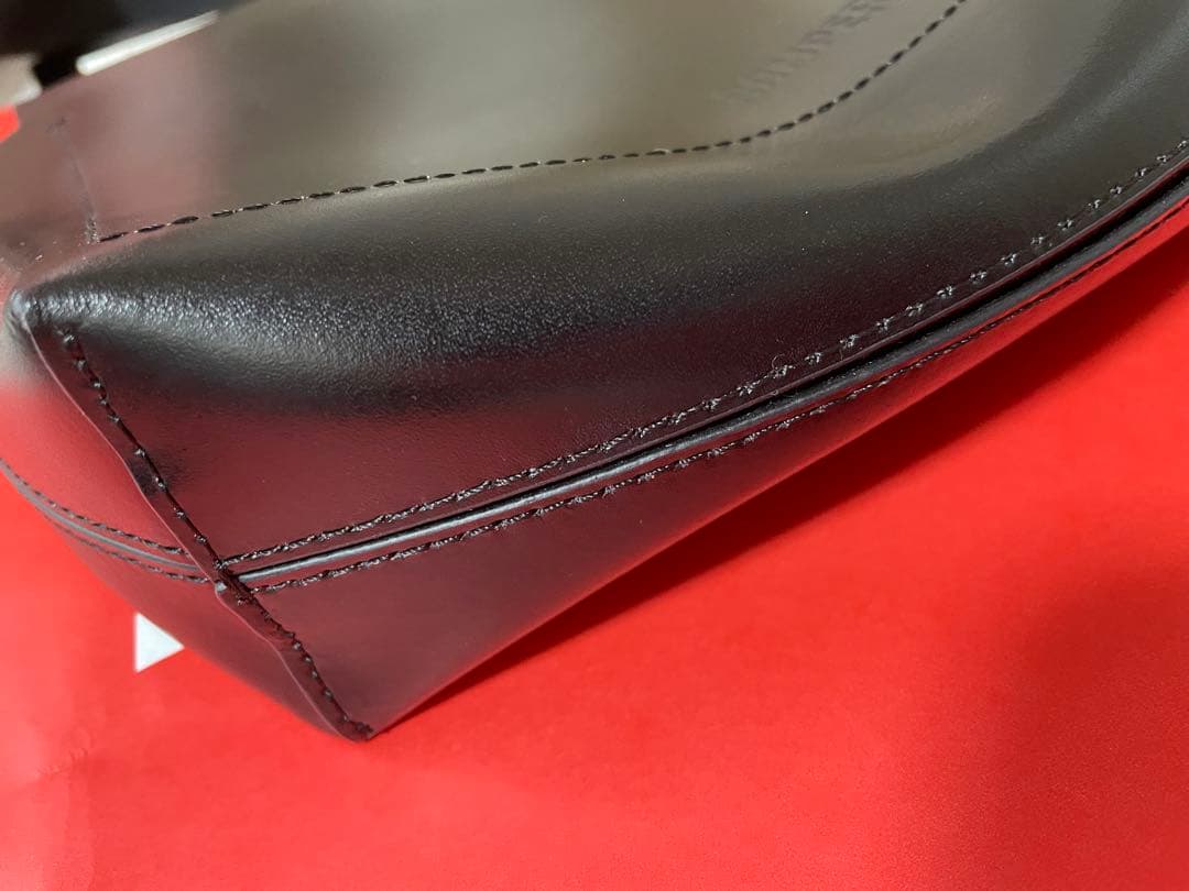 カンペール　ショルダーバッグ　黒　レザー