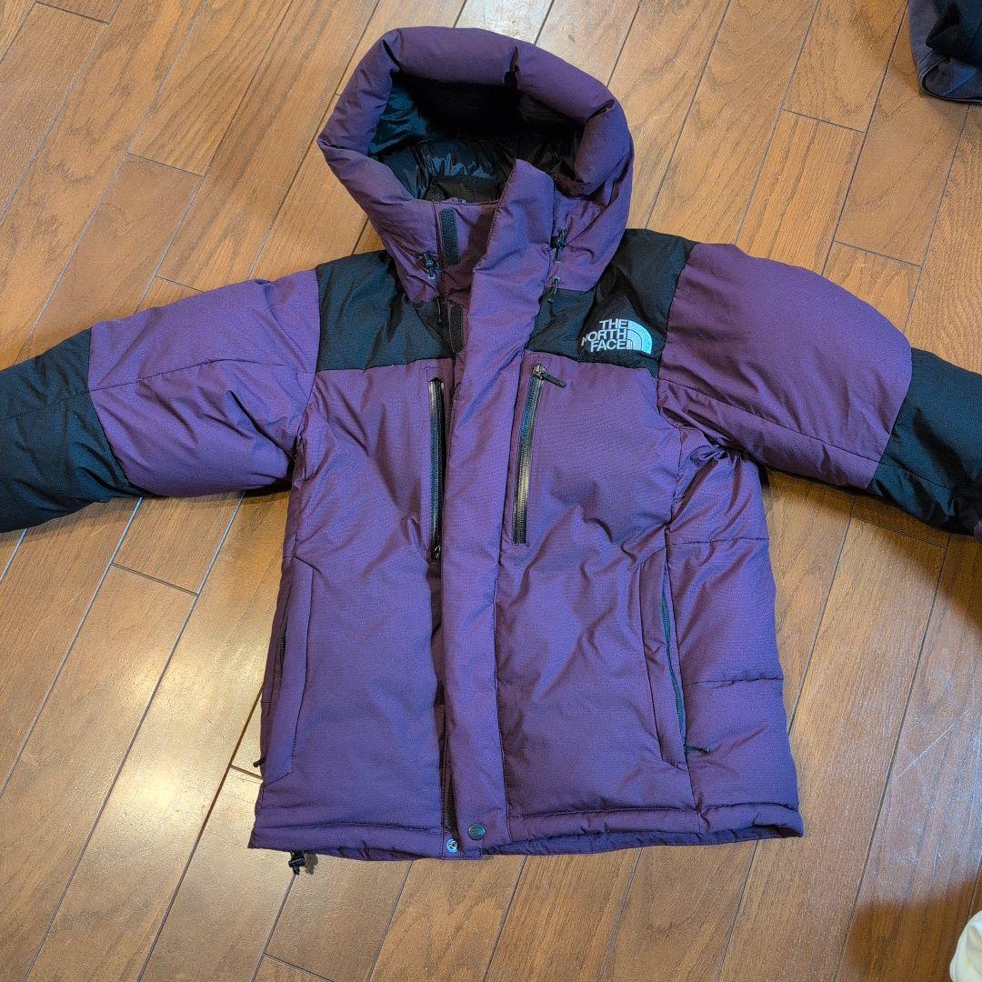 ザ・ノースフェイス　バルトロライトジャケット　ブラックベリーワイン　M