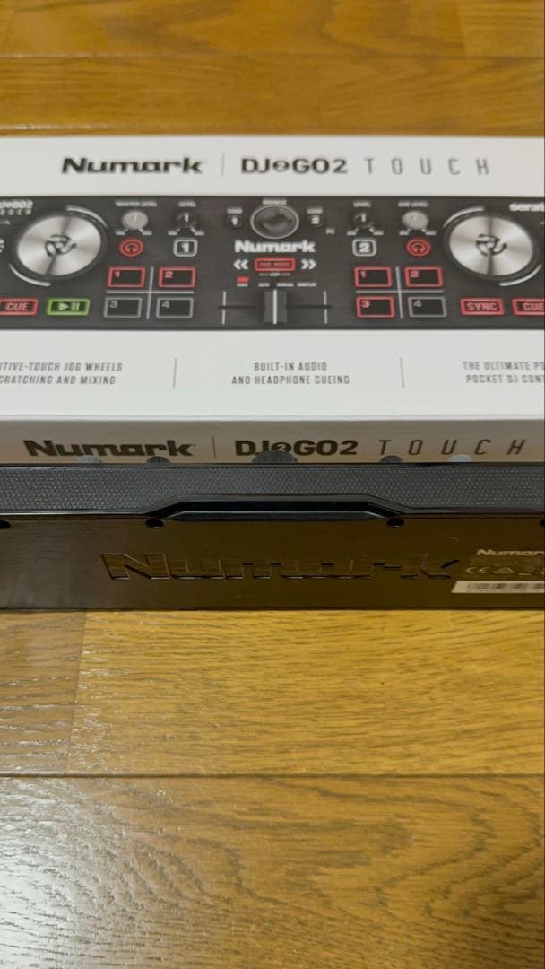 Numark DJeGO2 TOUCH DJコントローラー