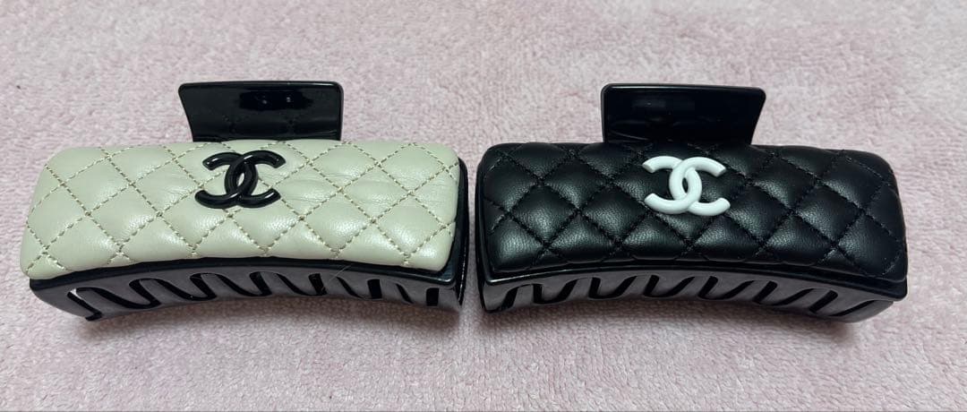 CHANEL キルティングヘアクリップ ブラック&ベージュ 2個セット
