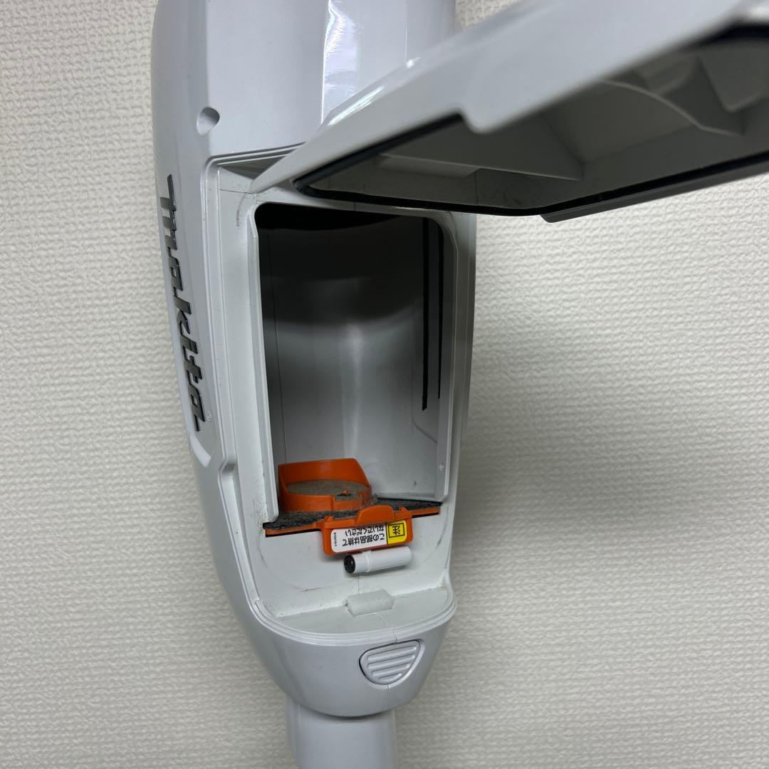 makita 充電式クリーナー