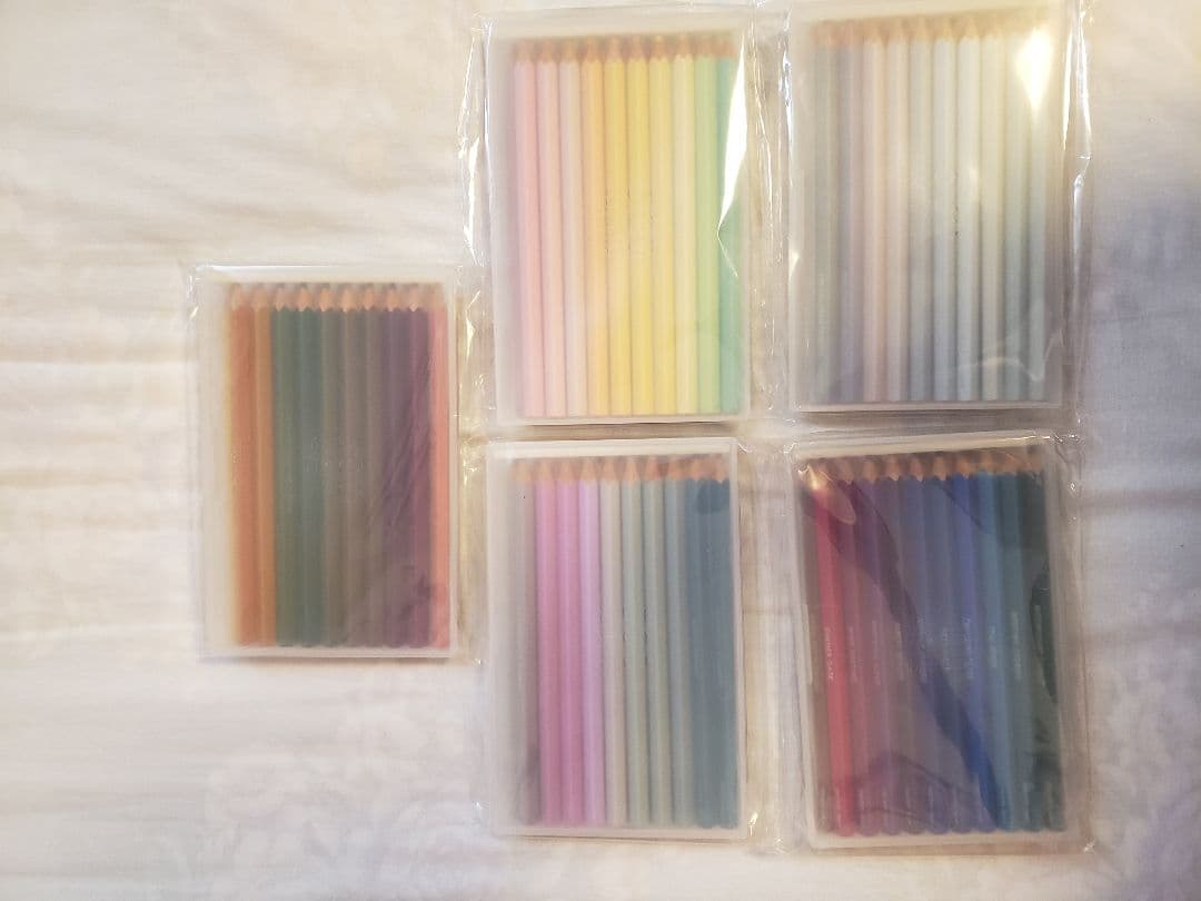 500色の色えんぴつ　TOKYO SEEDS