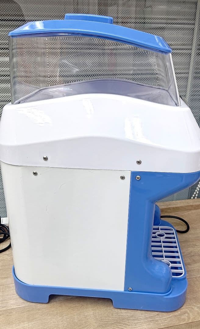 【25年購入品・中古】ハイガーかき氷機電動業務用WF-B188ペダルスイッチ付き
