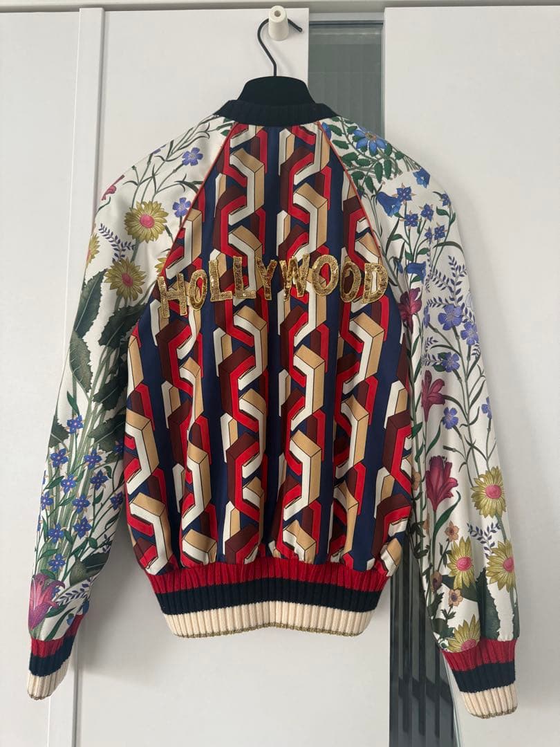 GUCCI 虎と花プリント シルクスカジャン