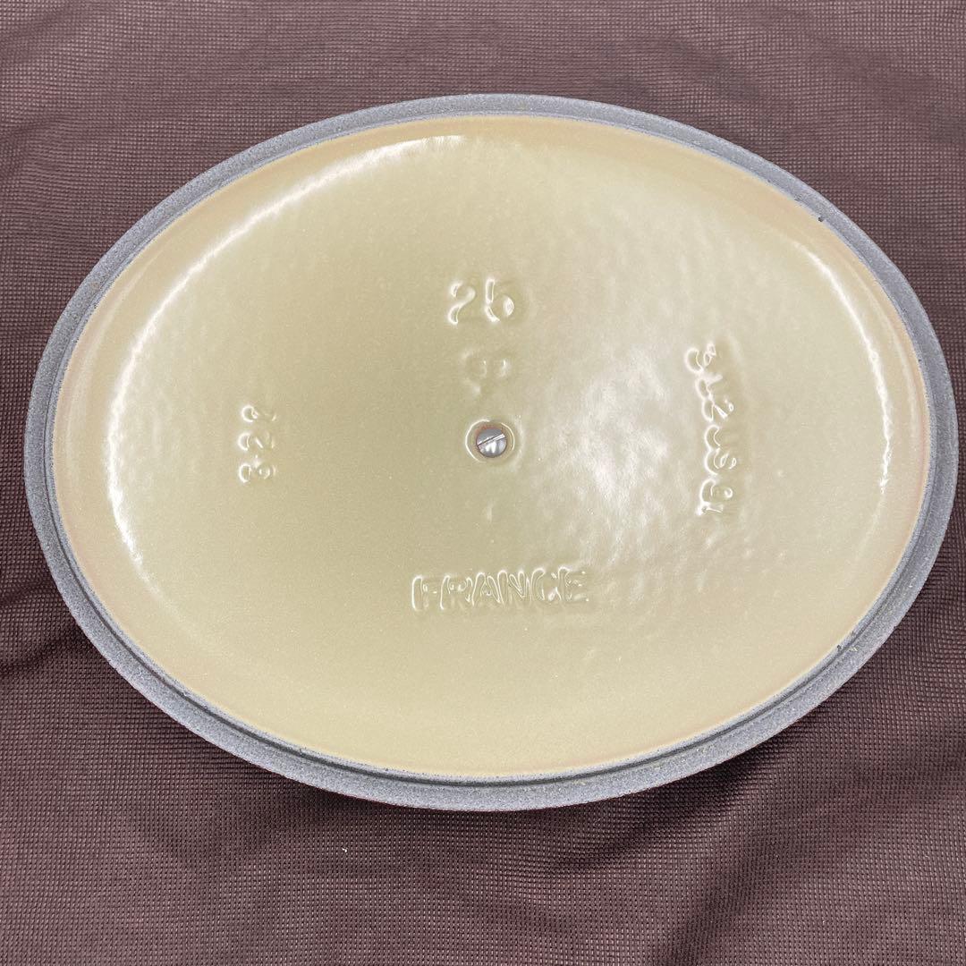 極美品　LE CREUSET ココット　オーバル　25cm チェリーレッド