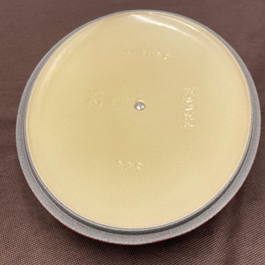 極美品　LE CREUSET ココット　オーバル　25cm チェリーレッド
