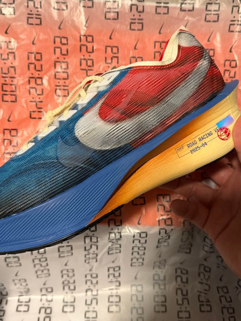 新品ナイキ ズームXヴェイパーフライネクスト% 4 PRM 27cm