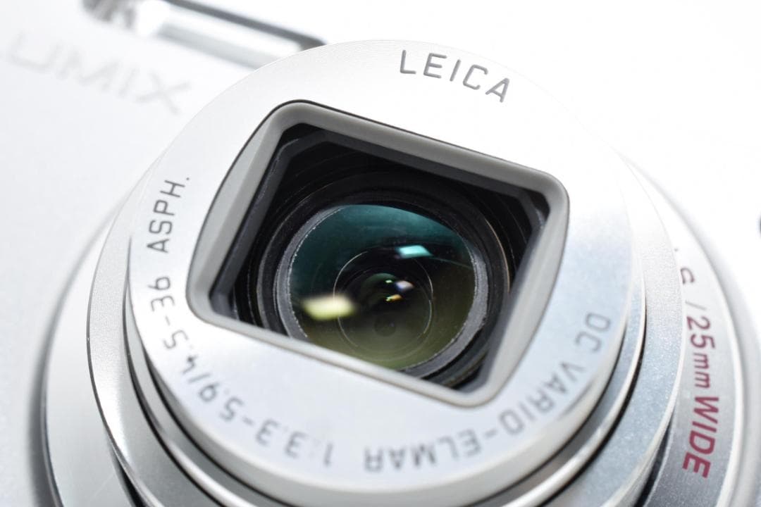 【お値下げ歓迎・美品】Panasonic LUMIX DMC-ZX1 シルバー