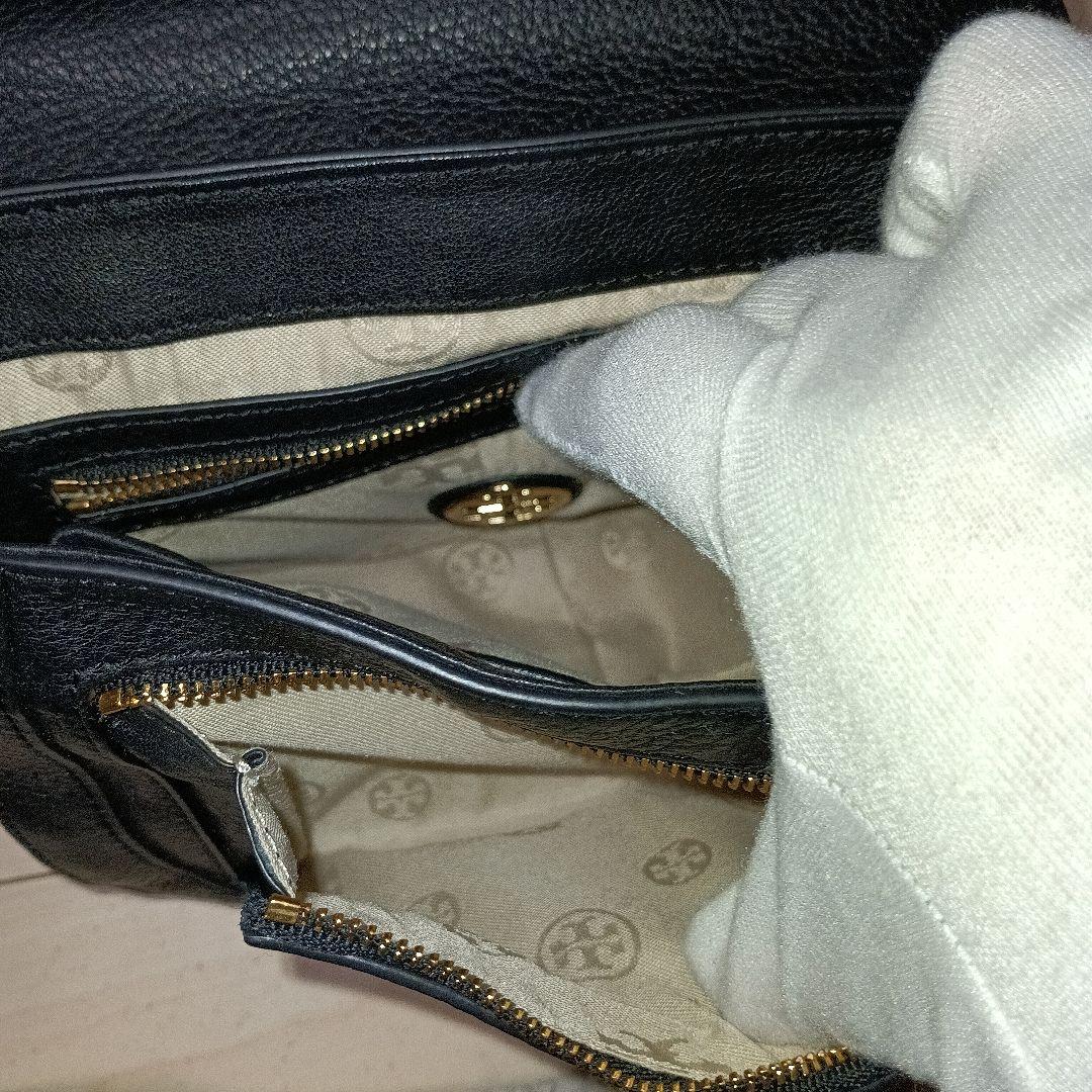 TORY BURCH　トリーバーチ　ショルダーバッグ　黒　ブラック