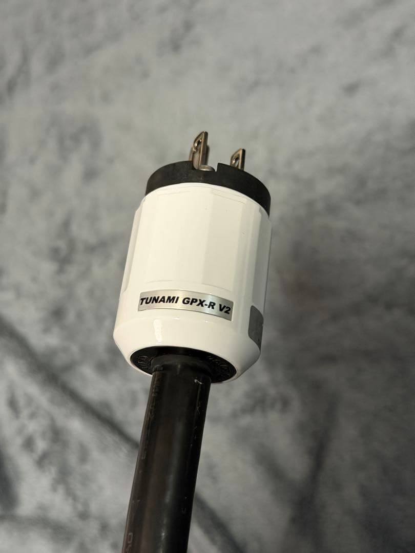 【期間限定セール中】OYAIDE 電源ケーブル TUNAMI GPX-R V2