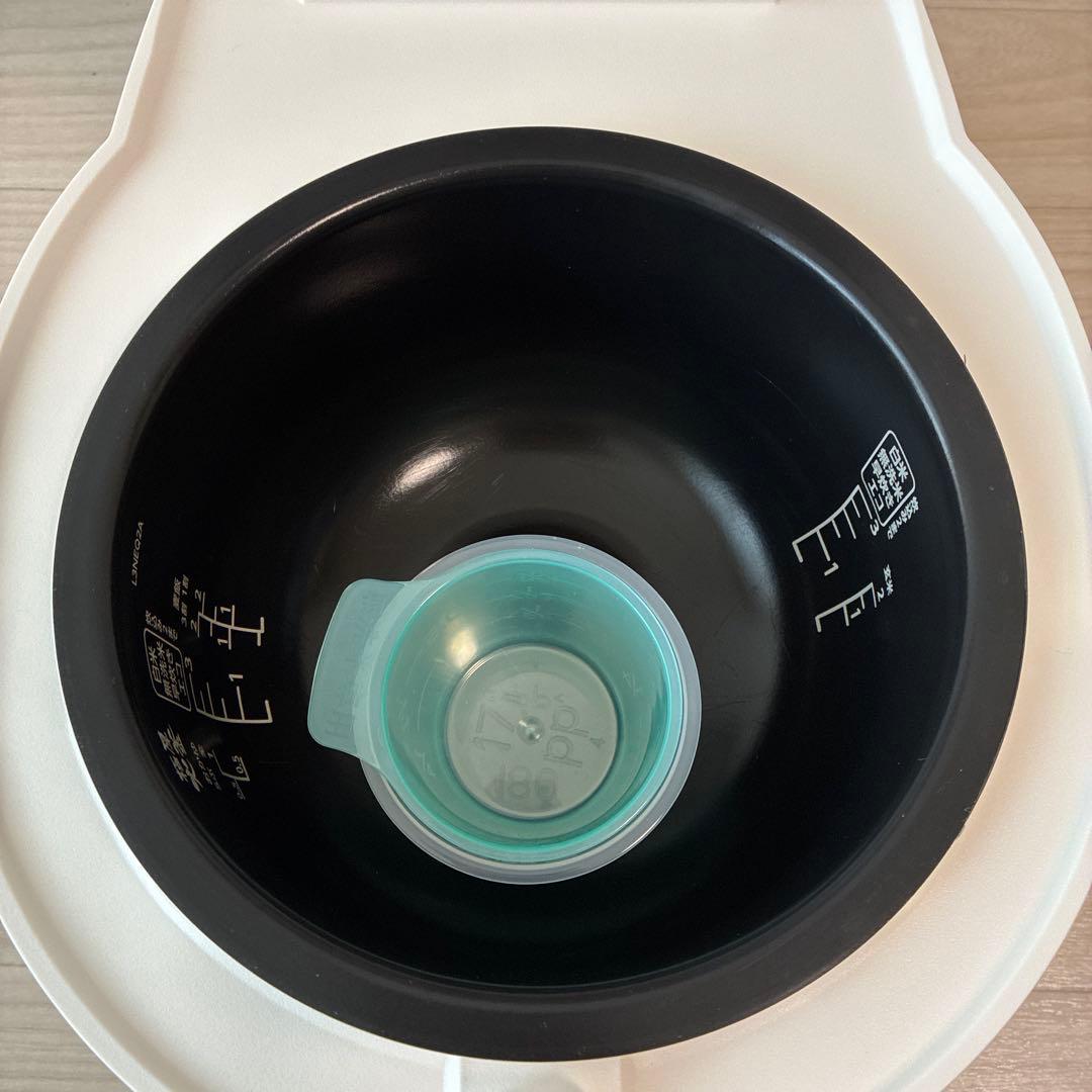 IRIS OHYAMA アイリスオーヤマ 炊飯器 3合 ホワイト