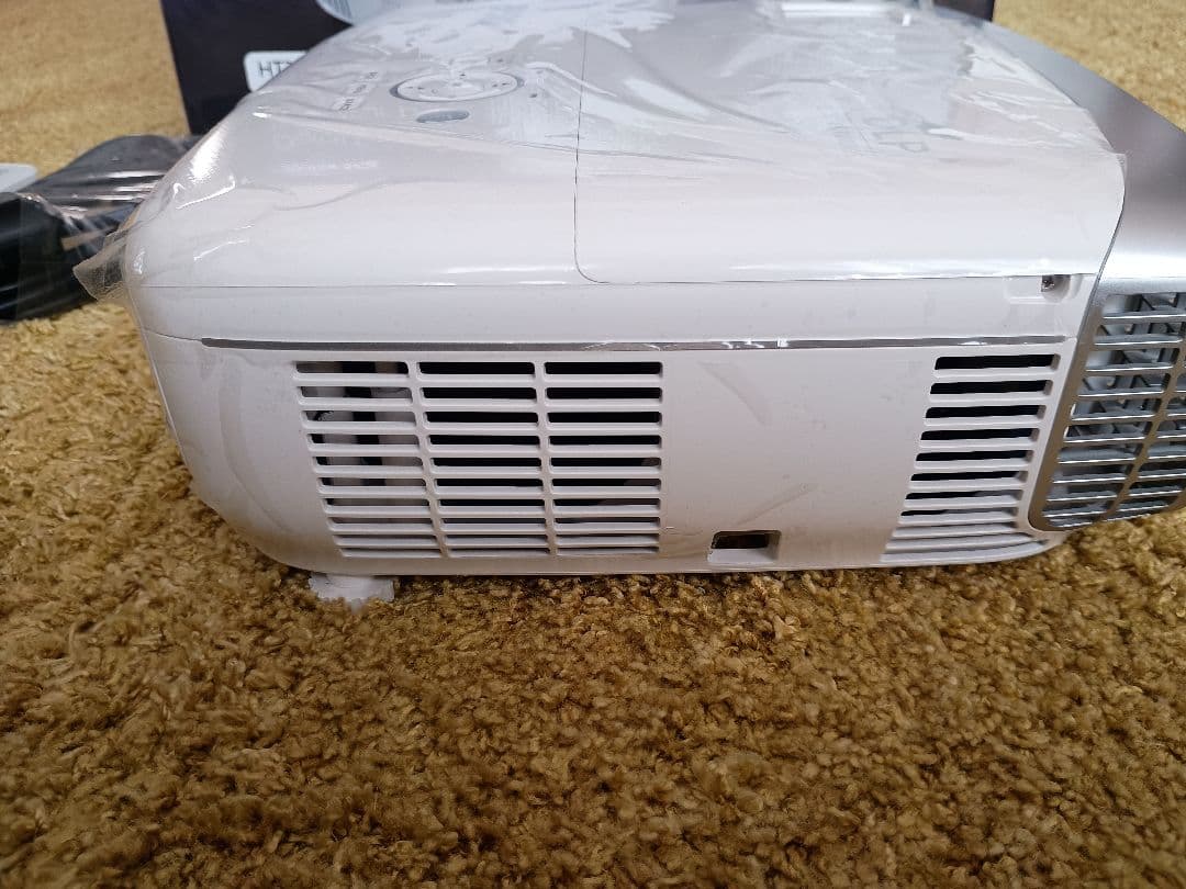 BenQ HT2050 FHD ホームプロジェクター