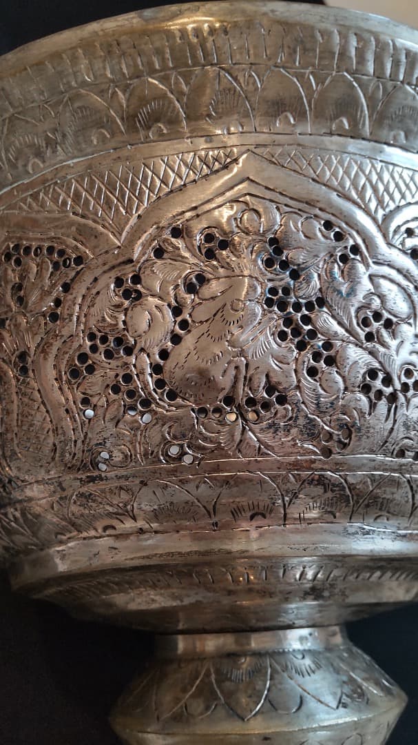 ブ*太様 ラオス　銀杯　965g