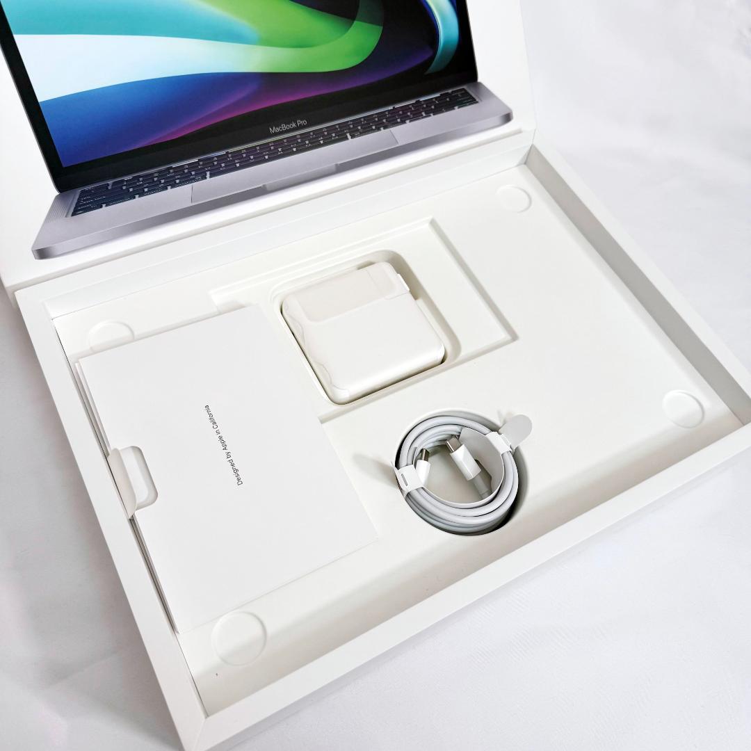 Apple MacBook Pro M1 13インチ 16GB/512GB US