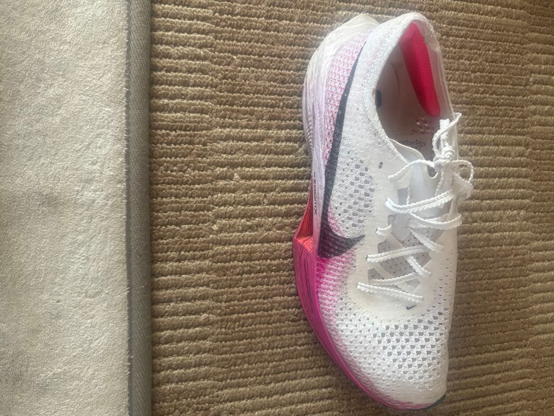 激安‼️Nike ナイキ ヴェイパーフライ 3