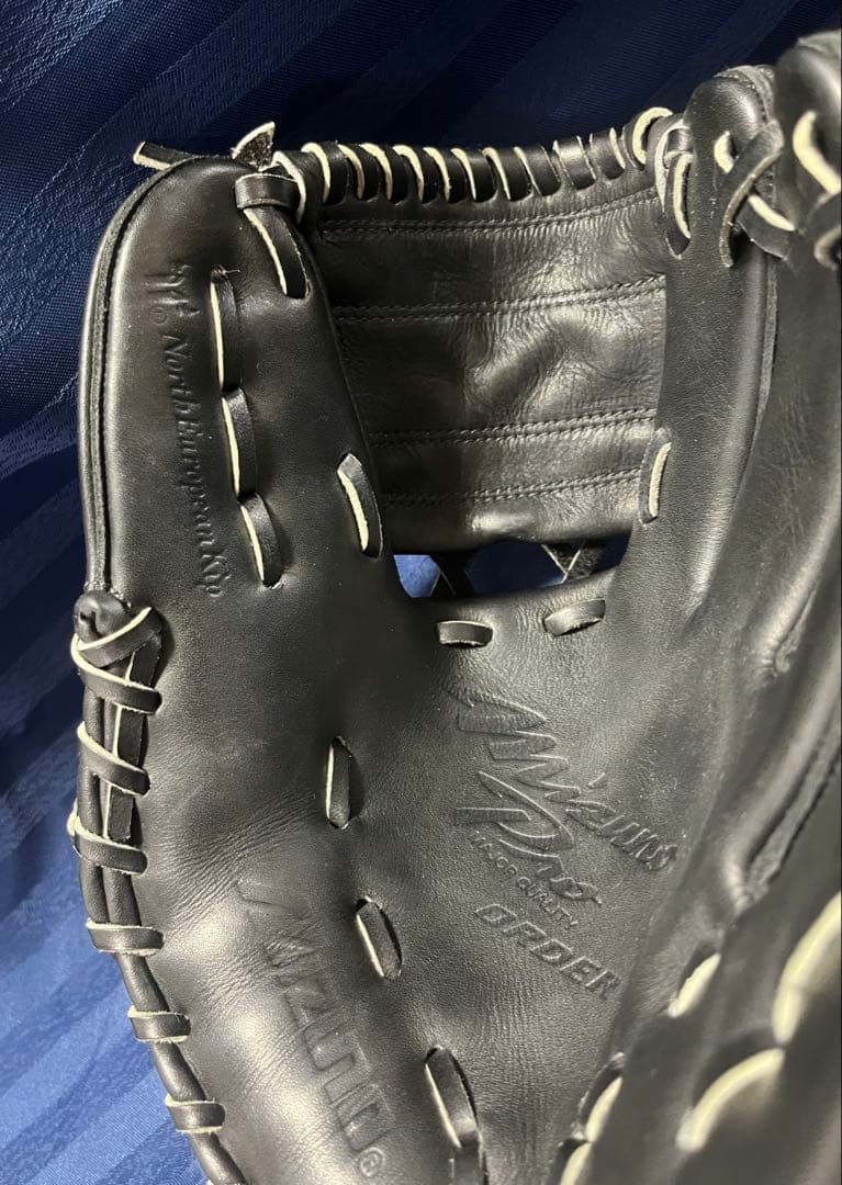 ミズノプロ 硬式グローブ 仁志モデル　坪田信義名人作　Mマーク　希少品　黒