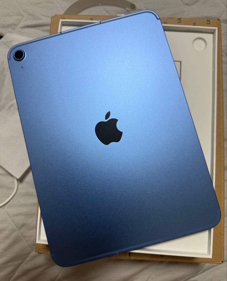 新品iPad(A16)Wi-Fi➕Cellular 128GB ブルー