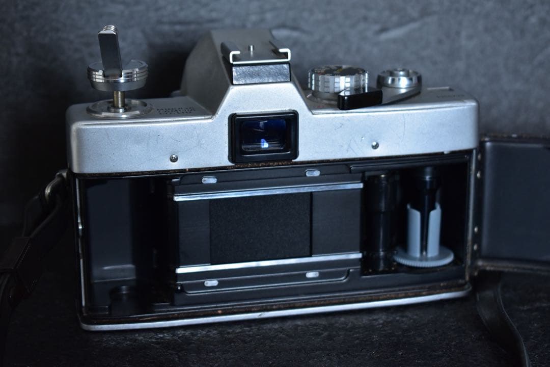 ミノルタ SRT101 135mm F3.5 シルバー フィルムカメラ ボディ