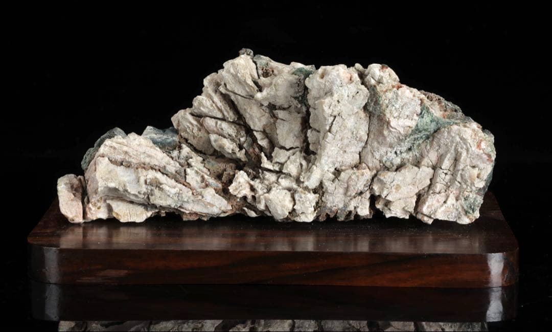 菊花石　断層石 風化景石 台座付 721g 天然石 鑑賞石 原石 自然石 景石