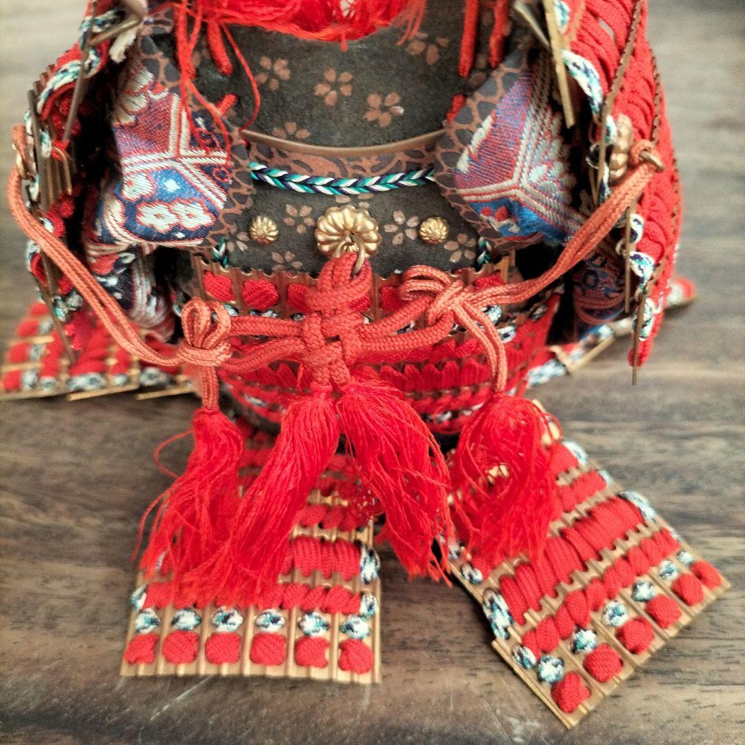 鎧兜　赤　蜻蛉　　箱有