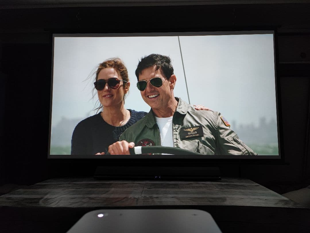 BenQ GK100　4Kプロジェクター　美品