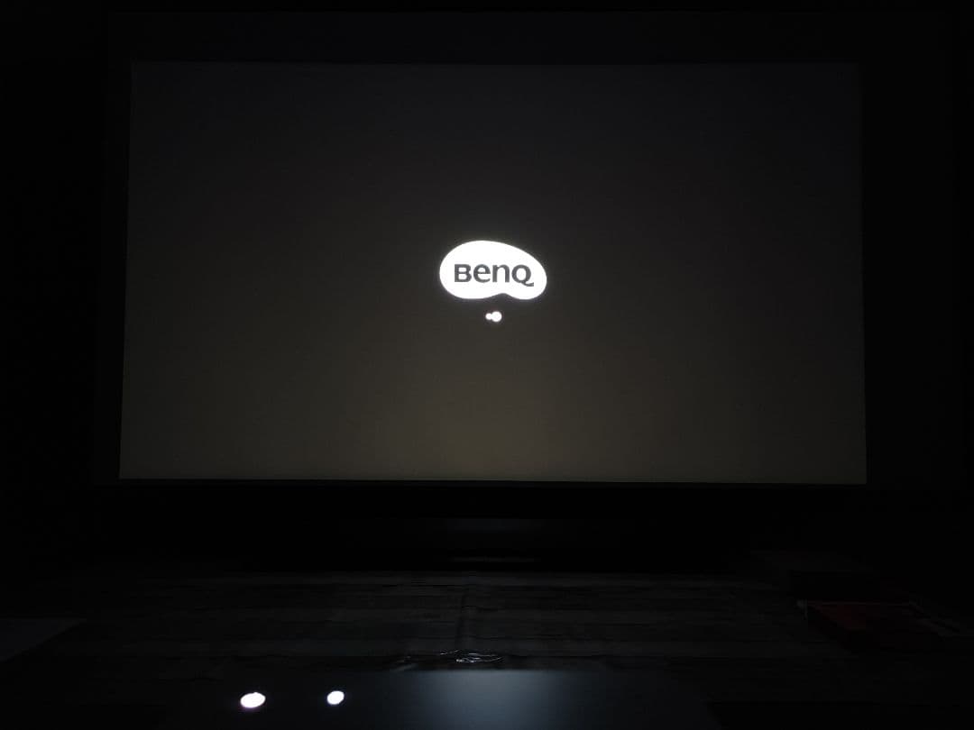 BenQ GK100　4Kプロジェクター　美品